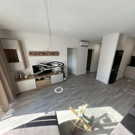 Moderne V Senici Apartmán