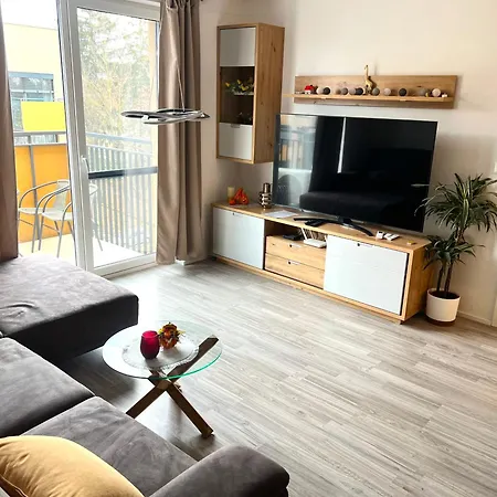 Moderné V Senici * Senica