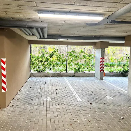 Moderne V Senici * Сеница